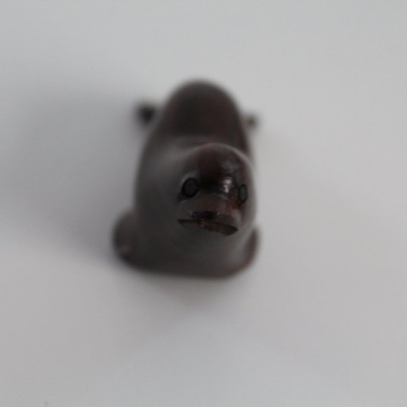 Vintage Hand Carved Wooden‎ Balanced Seal - Picture 12 of 16